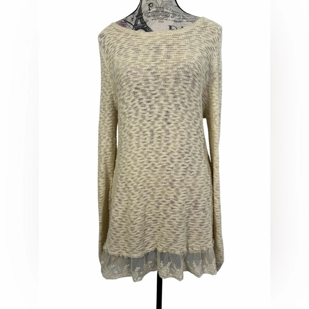 Crystal Kobe Cream Knit Sweater with Lace Hemline Boho Chic Size M